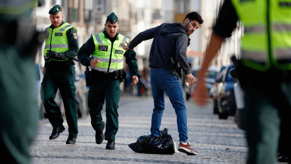Valença: Vê GNR e tenta livrar-se de saco com droga