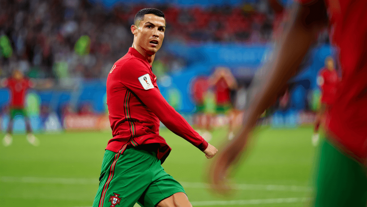 "Legacy". O patch que apenas Ronaldo e seis outros jogadores têm na camisola para este Mundial