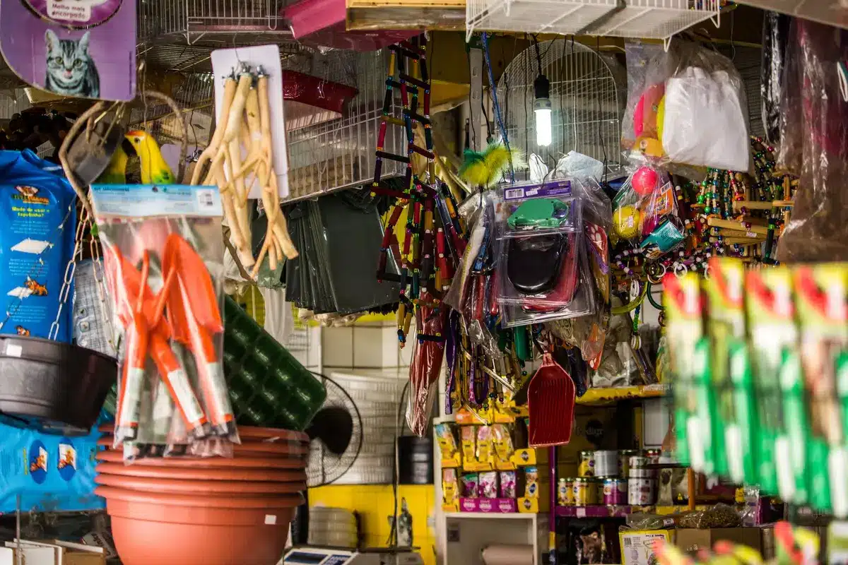 Loja de merchandising com produtos e artigos de marca
