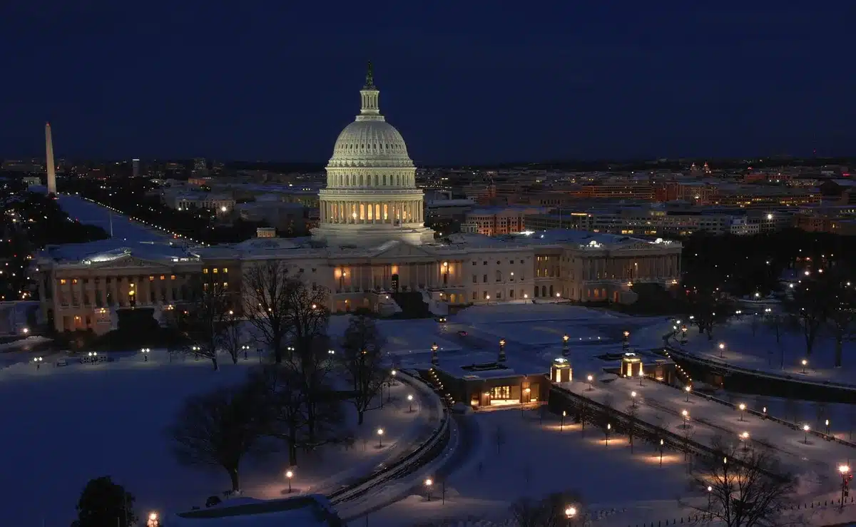 Edifícios de Washington e sala de preparação para cimeira